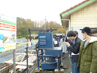 へェー！水をエネルギーに変えるってこんなことかー！